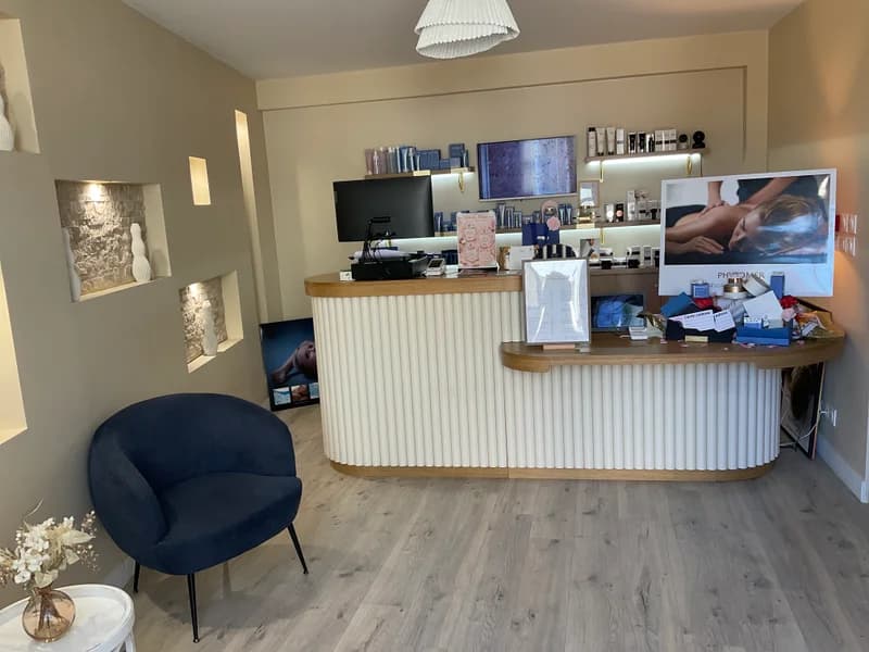 Massage Lamorlaye Spa - Head Spa