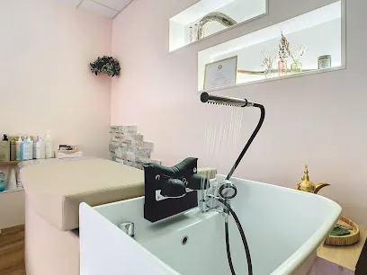 La Coiffeuse - Head Spa