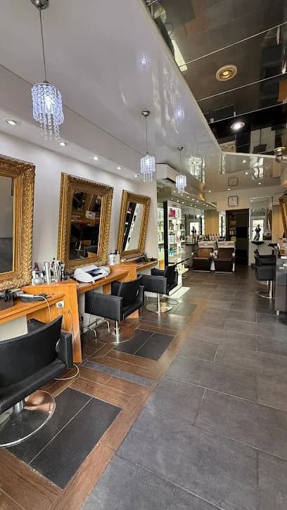 VOGUE COIFFURE MV - Head Spa