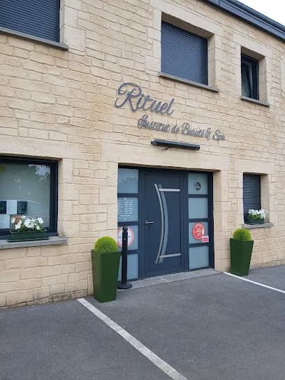 INSTITUT DE BEAUTE ET SPA RITUEL - Head Spa