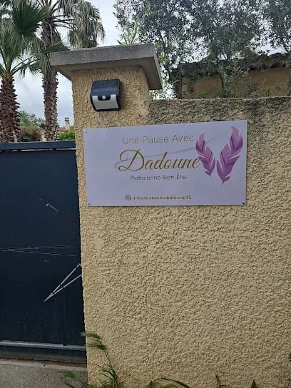 Une Pause Avec Dadoune - Head Spa