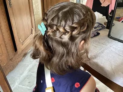 A Votre Univ'hair by Anne - Head Spa