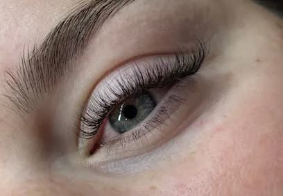 Institut Bellezzaa - Head Spa