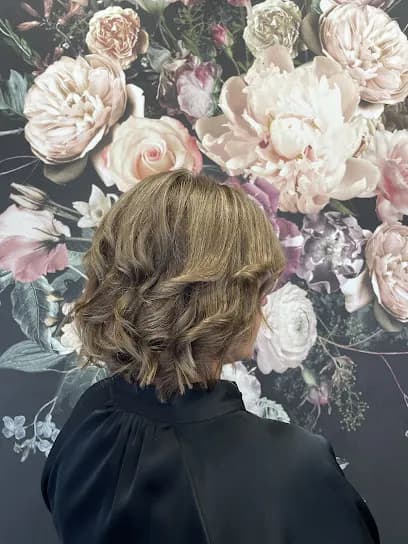 Le Salon Mademoiselle - Head Spa