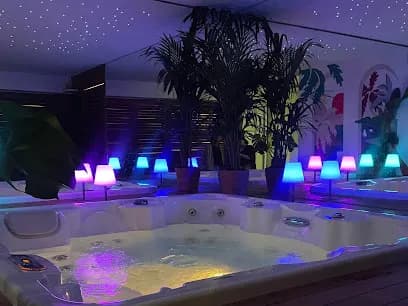 Les Jolies Spa - Head Spa