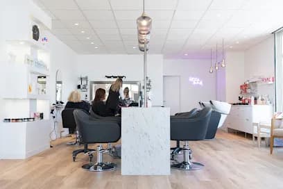Artiz'Anna Muret - Head Spa