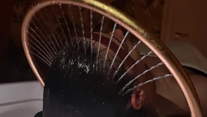 Aqualyne Spa - Head Spa