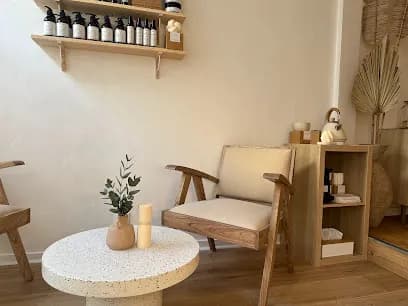 Cinta Diri Holistic Head spa - Head Spa