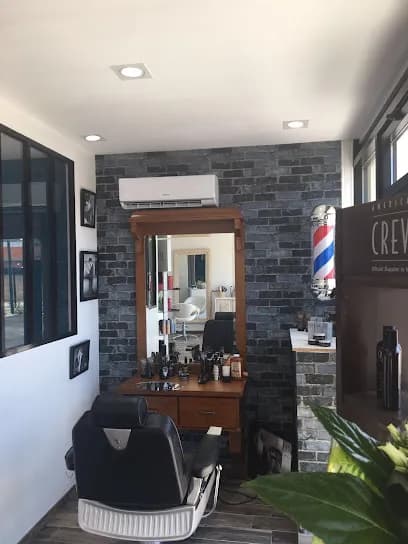 Au Studio Coiffure - Head Spa