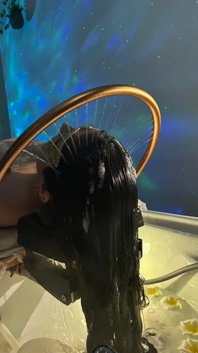 Madero&Beauty - Head Spa