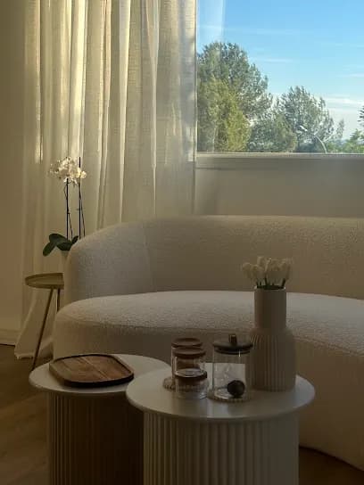 MANORA - Head Spa