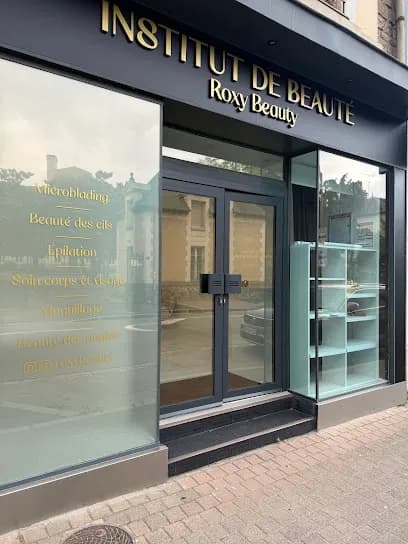 Roxy beauty - Head Spa