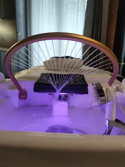 Santa Head Spa And co - Head Spa