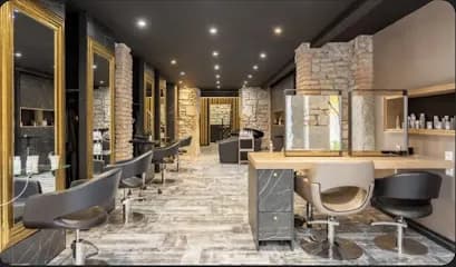 Coiffeur Le Prestige - Salon de Coiffure - Head Spa