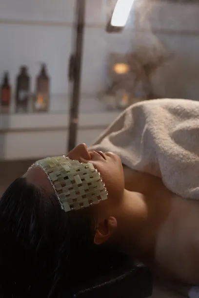 Mia Skin & Head Spa - Head Spa