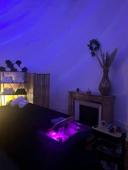 SadhAna head spa - Head Spa