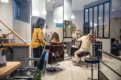 AUX CISEAUX D ARGENT - Head Spa