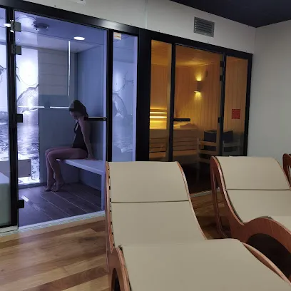 Opalynne Spa - Head Spa