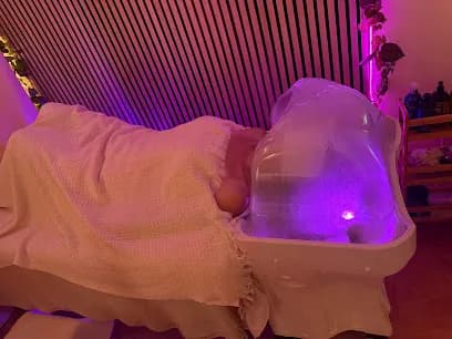 GLORY HEAD SPA - Head Spa