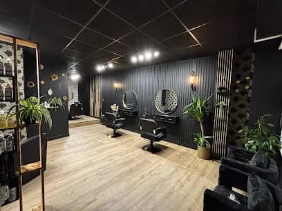 Le Carré Noir - Head Spa