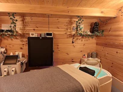 AUREL'S BEAUTE - Head Spa