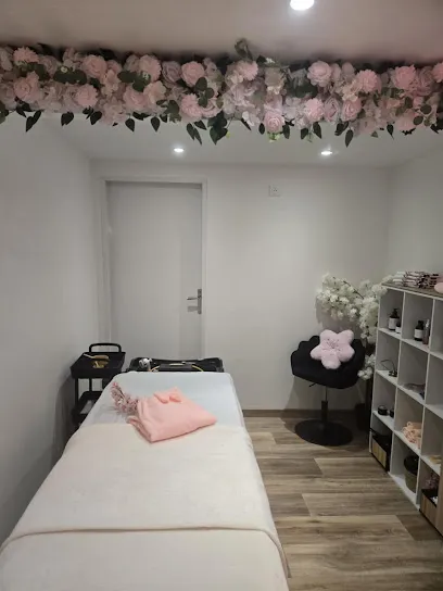 Jess body lift & head spa - Head Spa