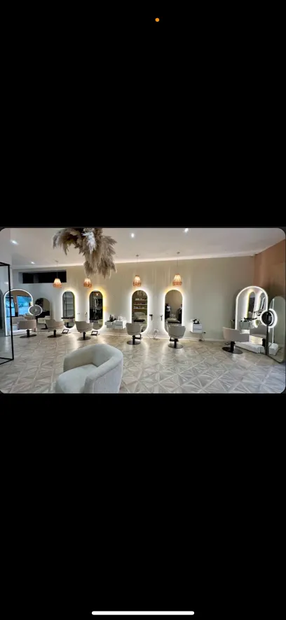 Artists coiffure - Head Spa