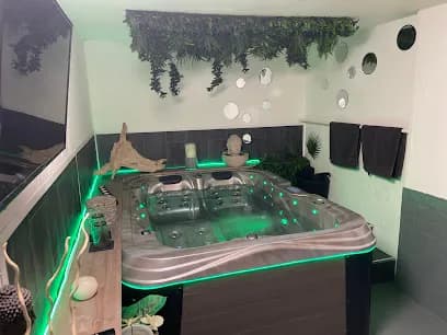 M Massage Institute - Head Spa