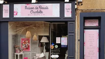 Maison de Beauté Charlotte - Head Spa