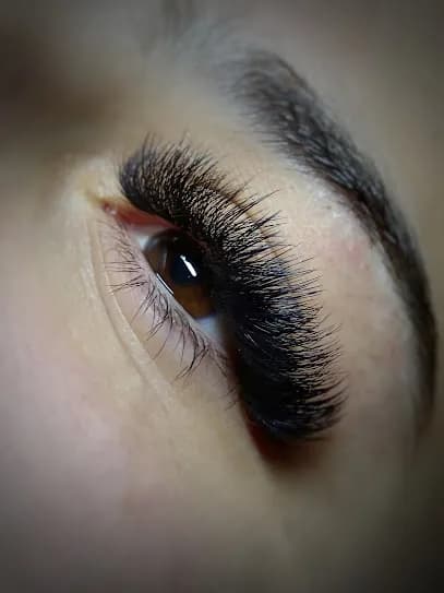 AvakassStudio - Head Spa