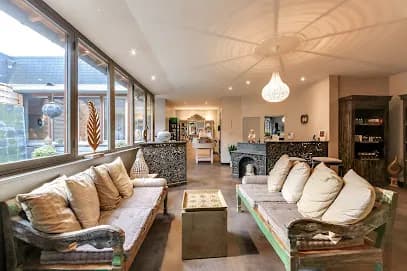 Sandro Spa - Head Spa