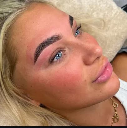 Chahira so beautiful - Head Spa