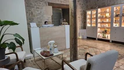 Maison Celeste - Head Spa