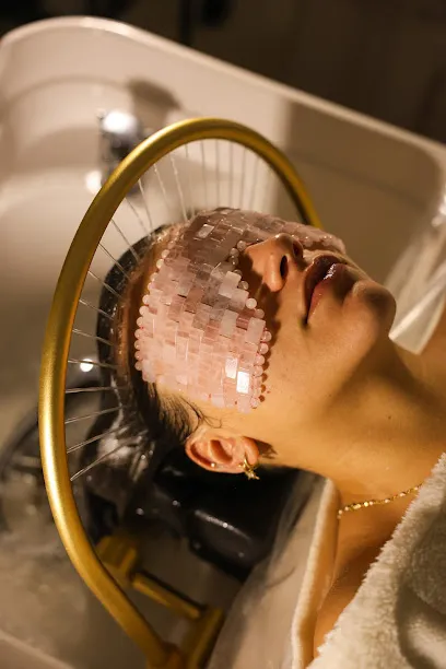 Zeyna Spa - Head Spa - Head Spa