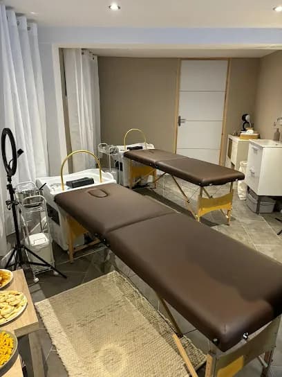 Luna BS - Head Spa