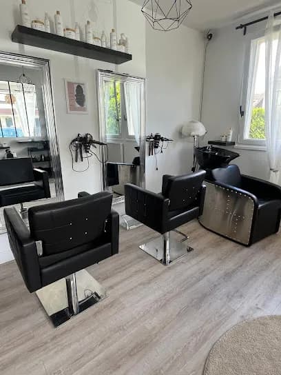 M By Meïyah Beauty - Head Spa