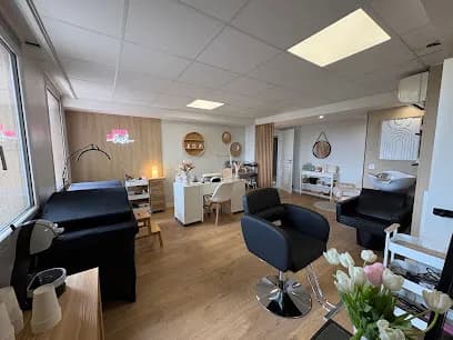 Studio Factory - Head Spa