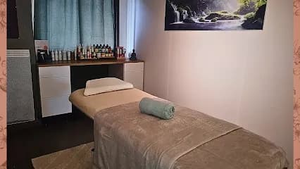 SHIN EUN JOO Beauty - Head Spa