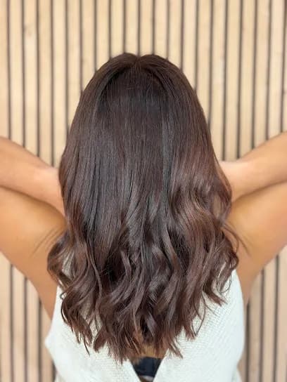 Nathalie Poupeau Coiffure - Head Spa