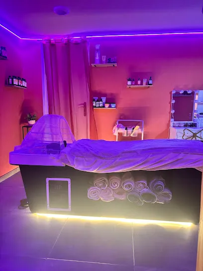 Kalm Head Spa - Head Spa