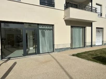 DermaSana ( L'île O' Sens ) - Head Spa