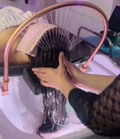 Institut Nashka - Head Spa