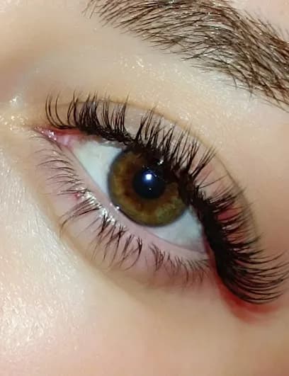 Natylashes - Head Spa