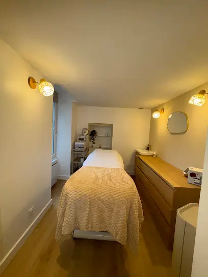 A Fleur de Peau Montbard - Head Spa