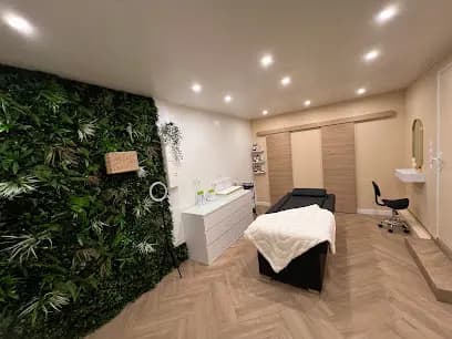 EMYBEAUTY - Head Spa