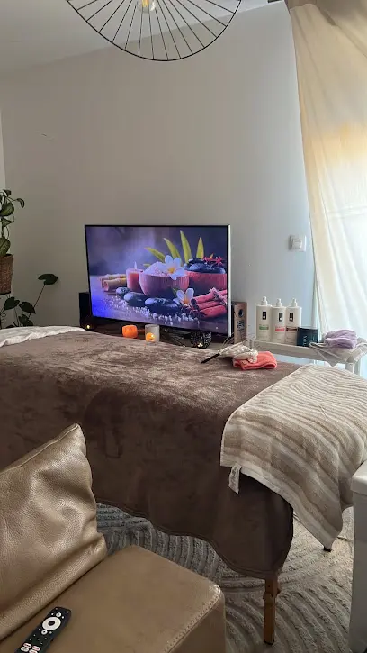 Jenna Mez Les Gemmes d'ELYA - Head Spa