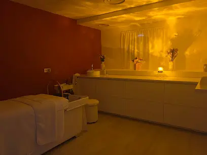 Âme Sœur Studio - Head Spa