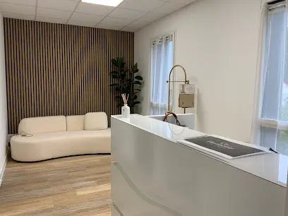 Institute Coworking Wellness & Aesthetic,Coiffure - Head Spa