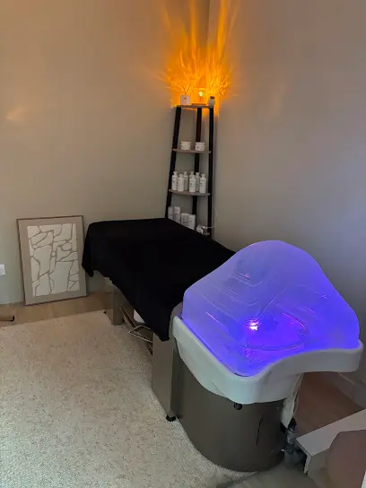 Studio 102 - Head Spa