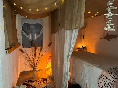 Léa Sun Massage - Head Spa